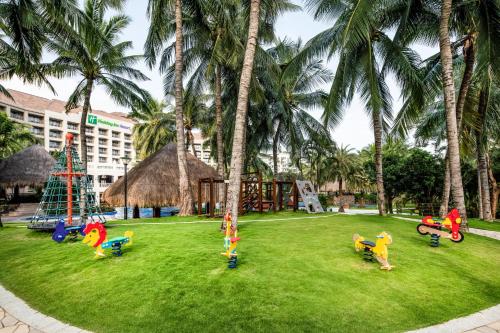 holiday inn resort sanya bay by ihg