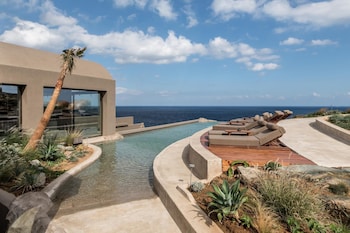 acro wellness suites adults only