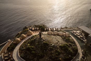 acro wellness suites adults only