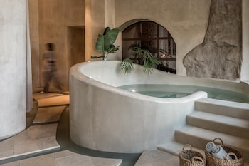 acro wellness suites adults only