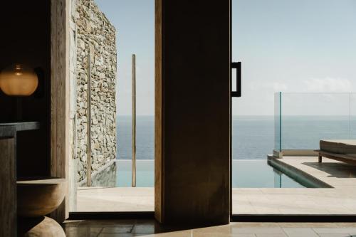 acro wellness suites adults only