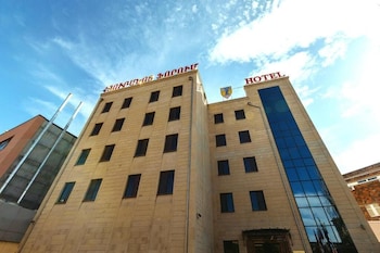 grace forum hotel