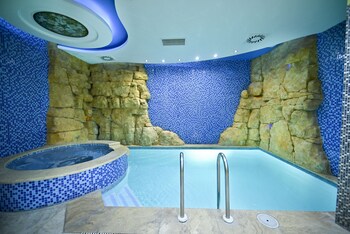 grace forum hotel