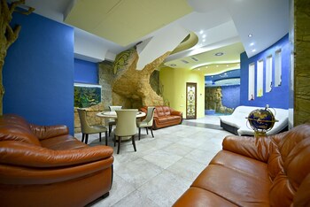 grace forum hotel