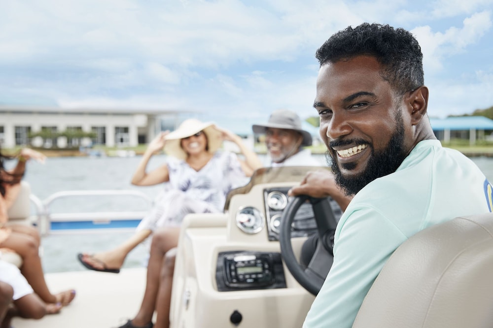 margaritaville lake resort lake conroe houston