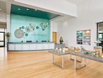 margaritaville lake resort lake conroe houston