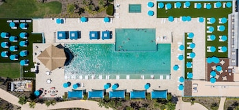 margaritaville lake resort lake conroe houston