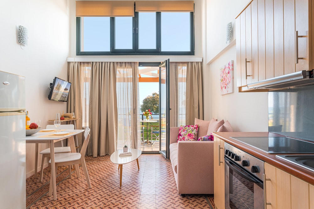 naftilos residences i