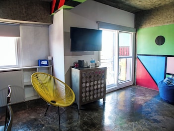 d522 at kiener hills hotel near cebu airport