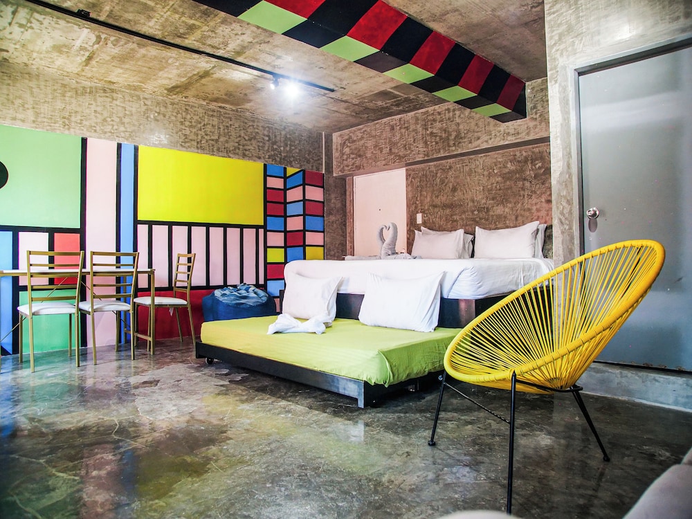 d522 at kiener hills hotel near cebu airport