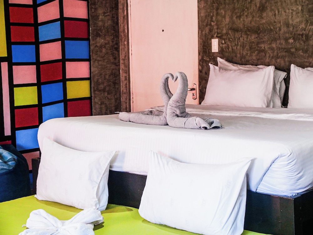 d522 at kiener hills hotel near cebu airport