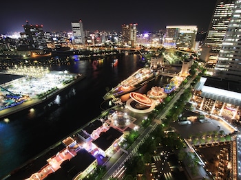 The Yokohama Bay Hotel Tokyu,,5 star