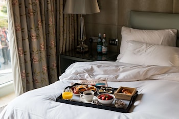 radisson blu hotel london leicester square