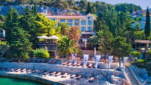 hvar