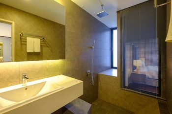 tanjung point residences