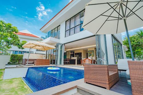 the ocean resort vinacapital danang resort limited