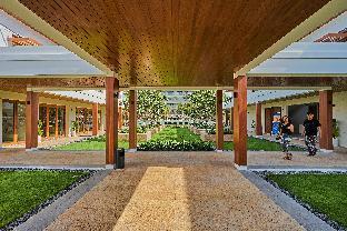 the ocean resort vinacapital danang resort limited