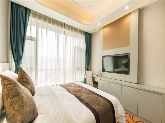 greentree eastern yibin yijian road new city plaza