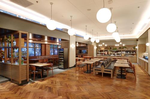 swiss belinn wahid hasyim