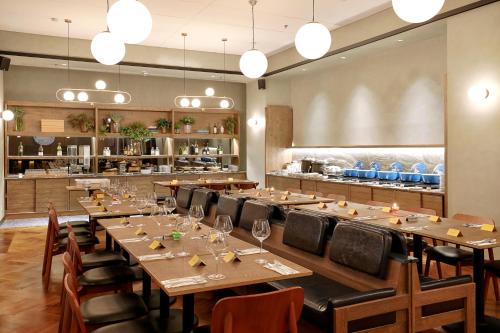 swiss belinn wahid hasyim