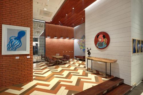 swiss belinn wahid hasyim