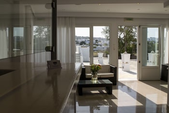 giannoulaki hotel