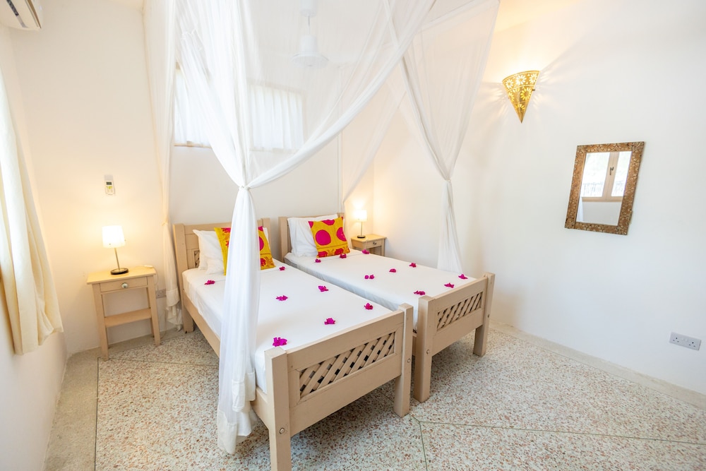 sharazad boutique hotel