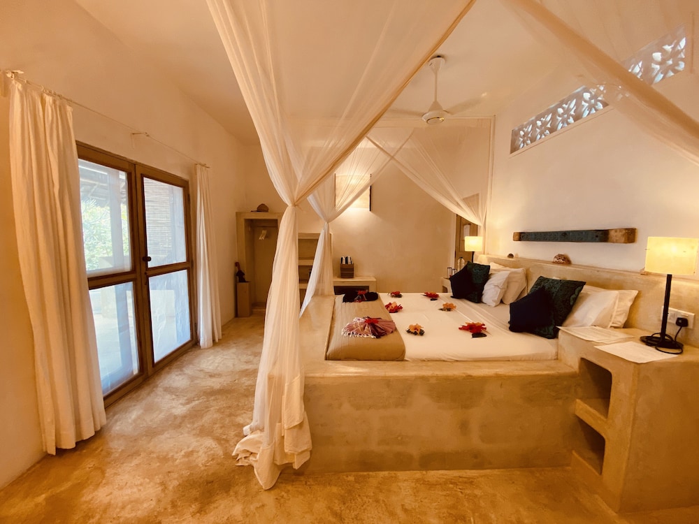 sharazad boutique hotel