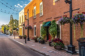 firehouse alley elegant loft style retreat