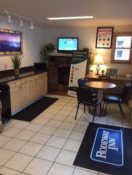 Rodeway Inn,Lake Placid>>Essex,2 star