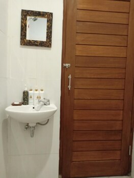 the lonceng canggu