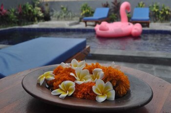the lonceng canggu