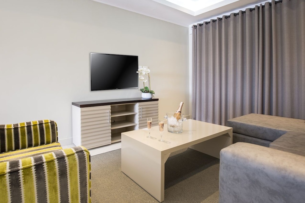 savannah park luxury apartments