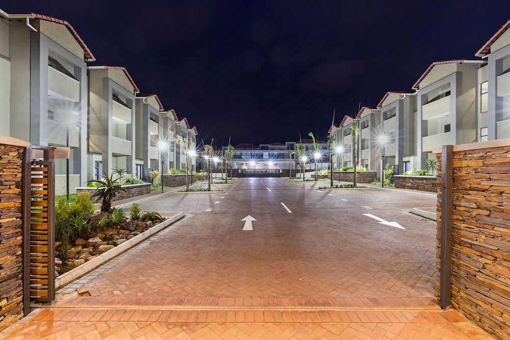 savannah park luxury apartments