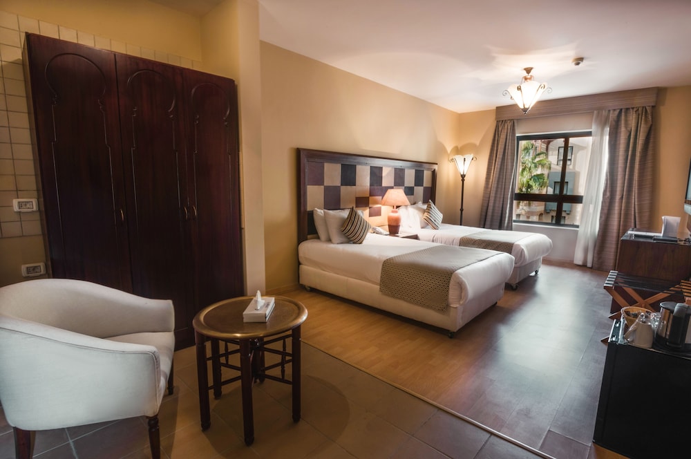 marina resort port ghalib radisson individuals