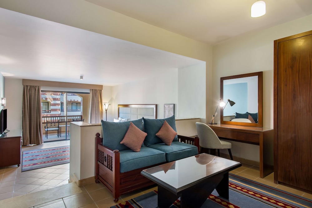 marina resort port ghalib radisson individuals