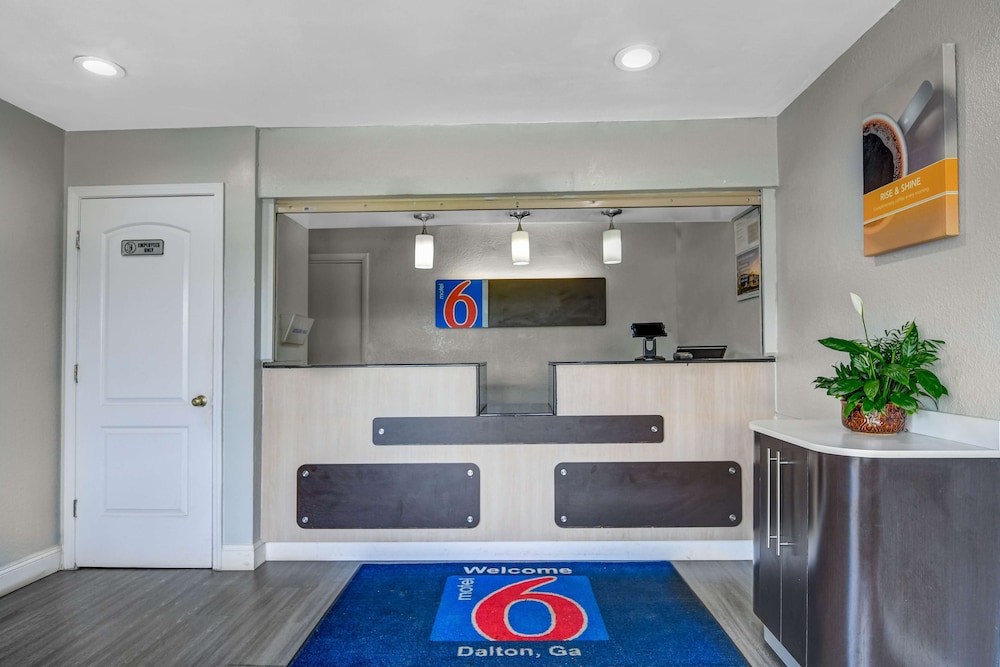 motel 6 dalton ga