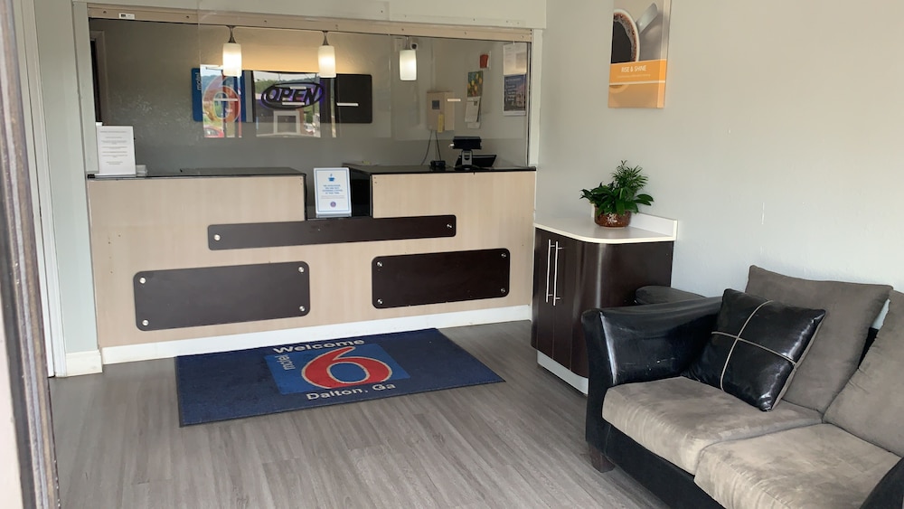 motel 6 dalton ga