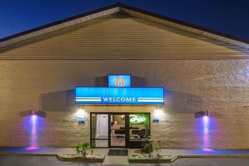 motel 6 dalton ga