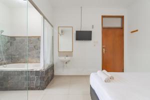 imelda residence setrasari redpartner