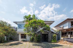 imelda residence setrasari redpartner