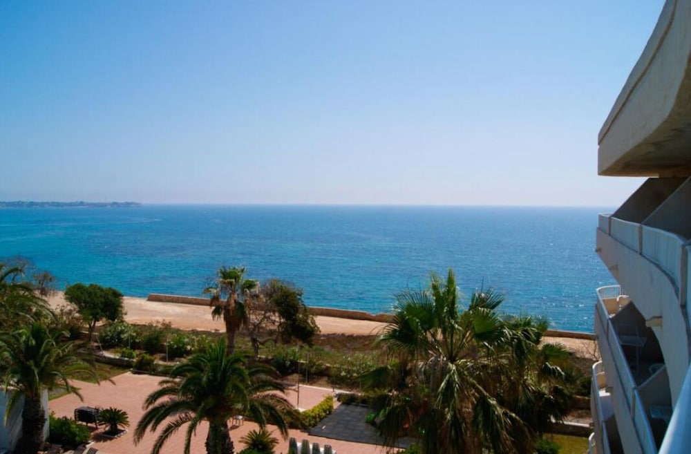 pilar de la horadada