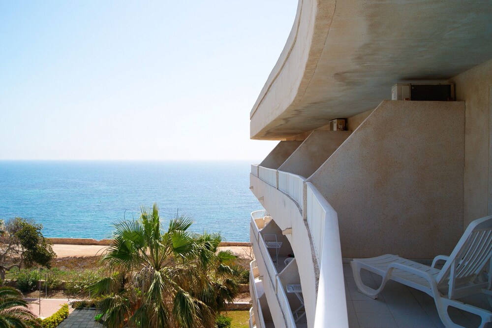 pilar de la horadada