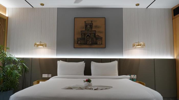 seasons hotel