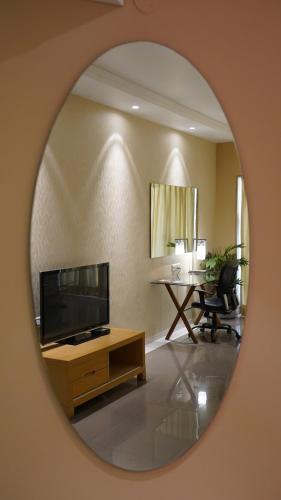 seasons hotel