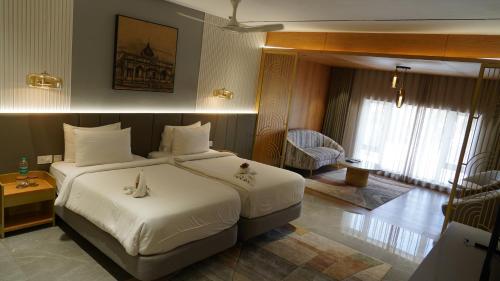 seasons hotel