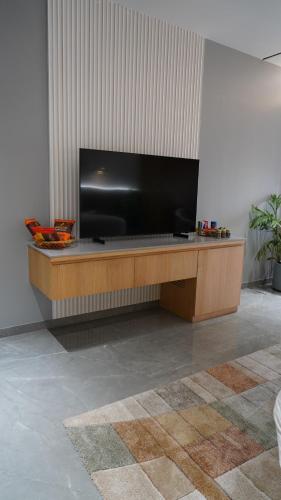 seasons hotel