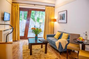 delphi resort