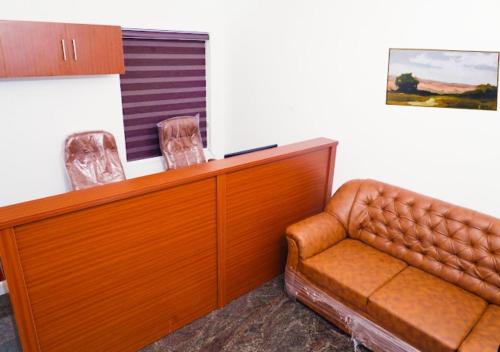 thekkumpuram residency