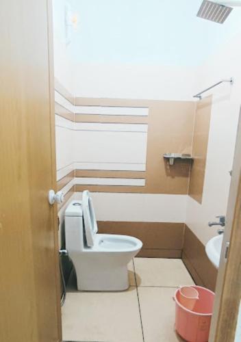 thekkumpuram residency